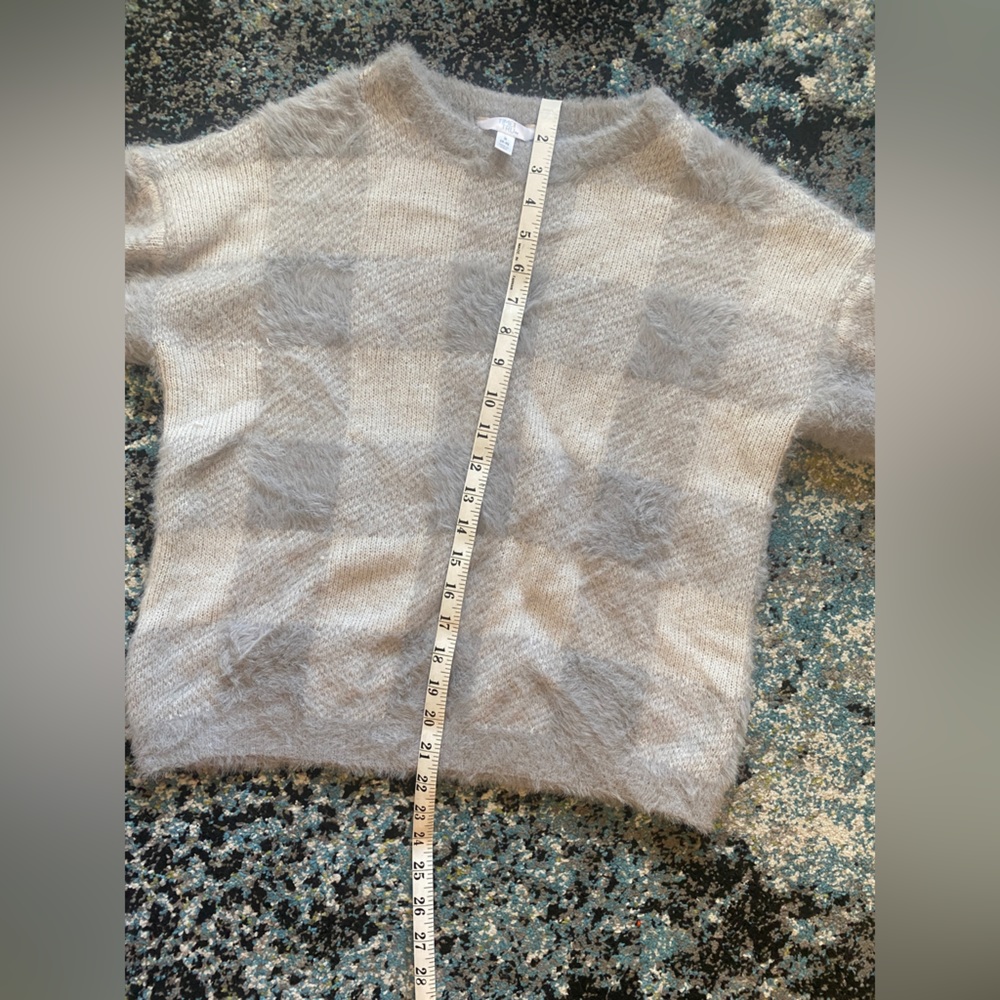 Fuzzy blue Checkered Sweater - Picture 6 of 7